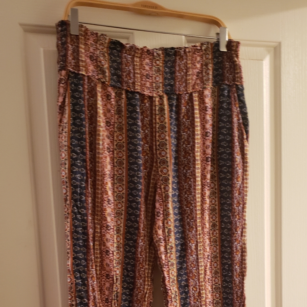 Oversized flowy pants
